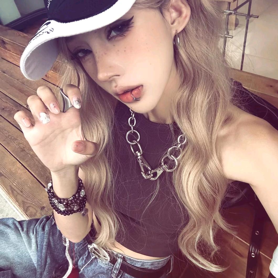 美……（上学中）💢