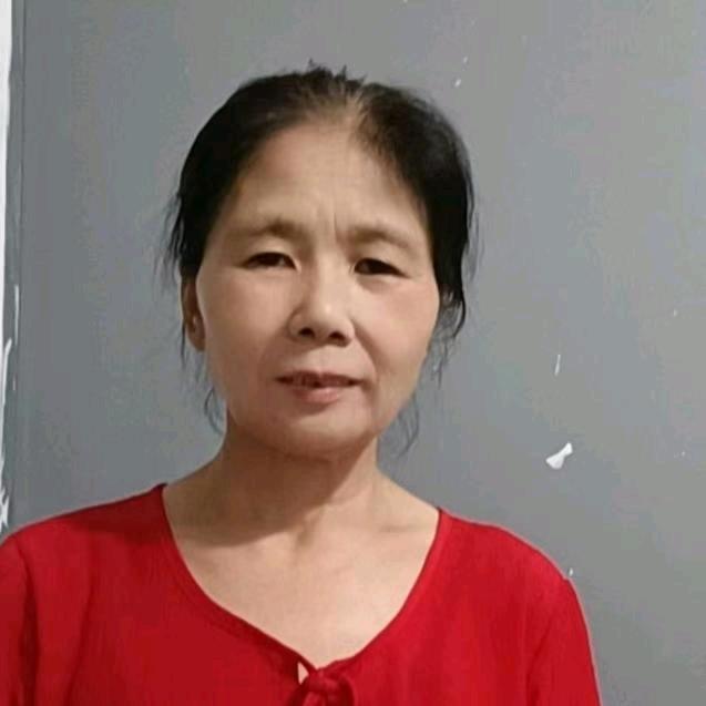 罗姐小号每天晚上9点40分开播