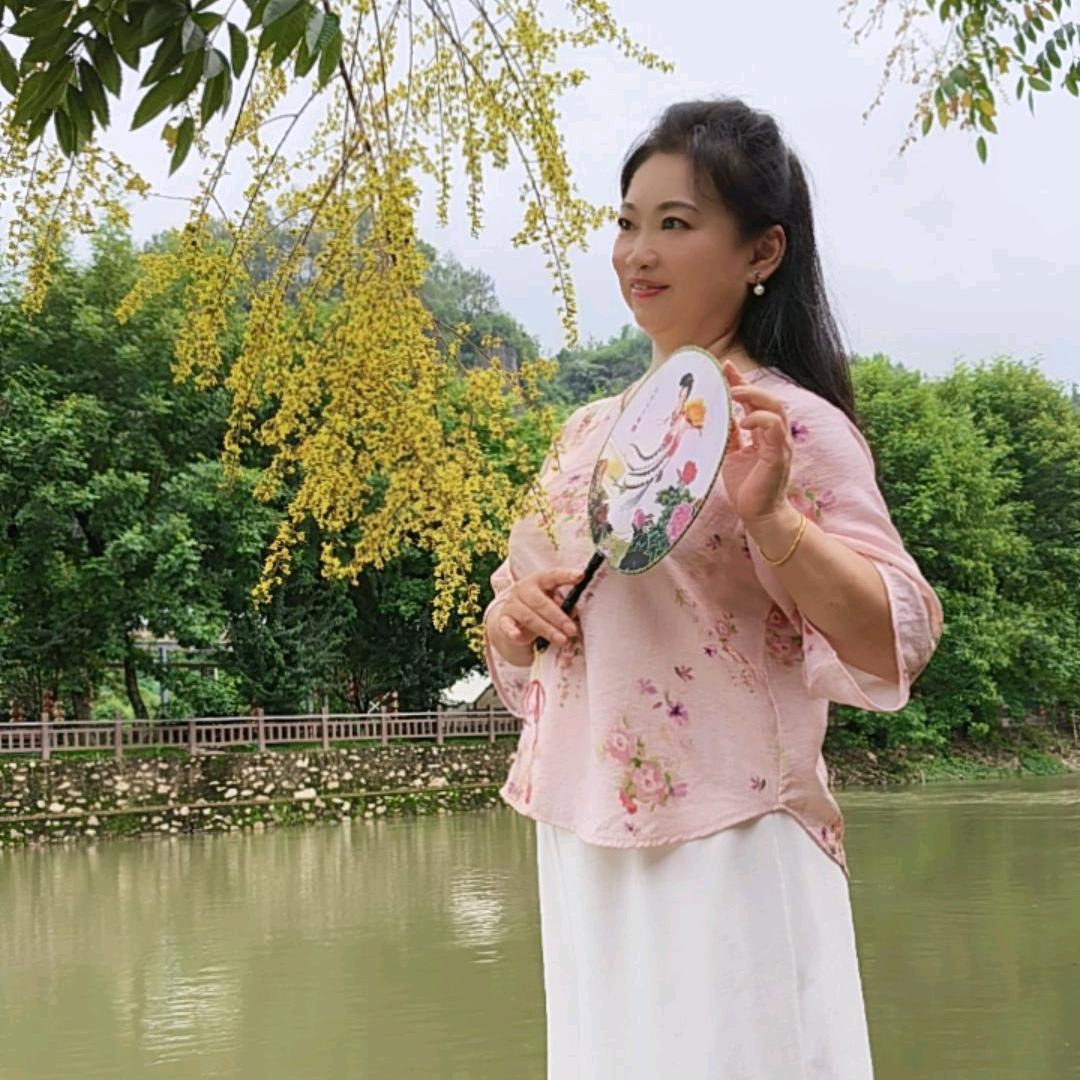 东玲.唱歌🎤首播