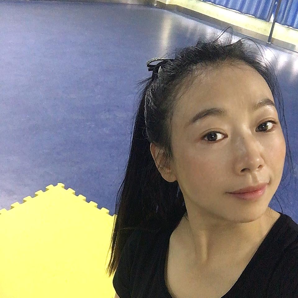梅子老师ོ ღ