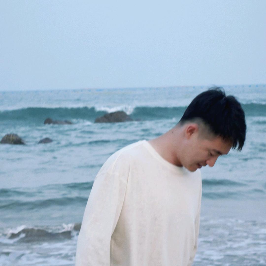 東
