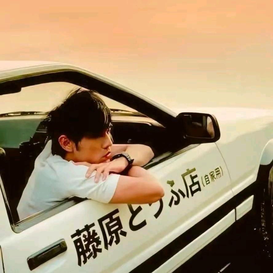 跑刀的拖孩（三角洲行动）