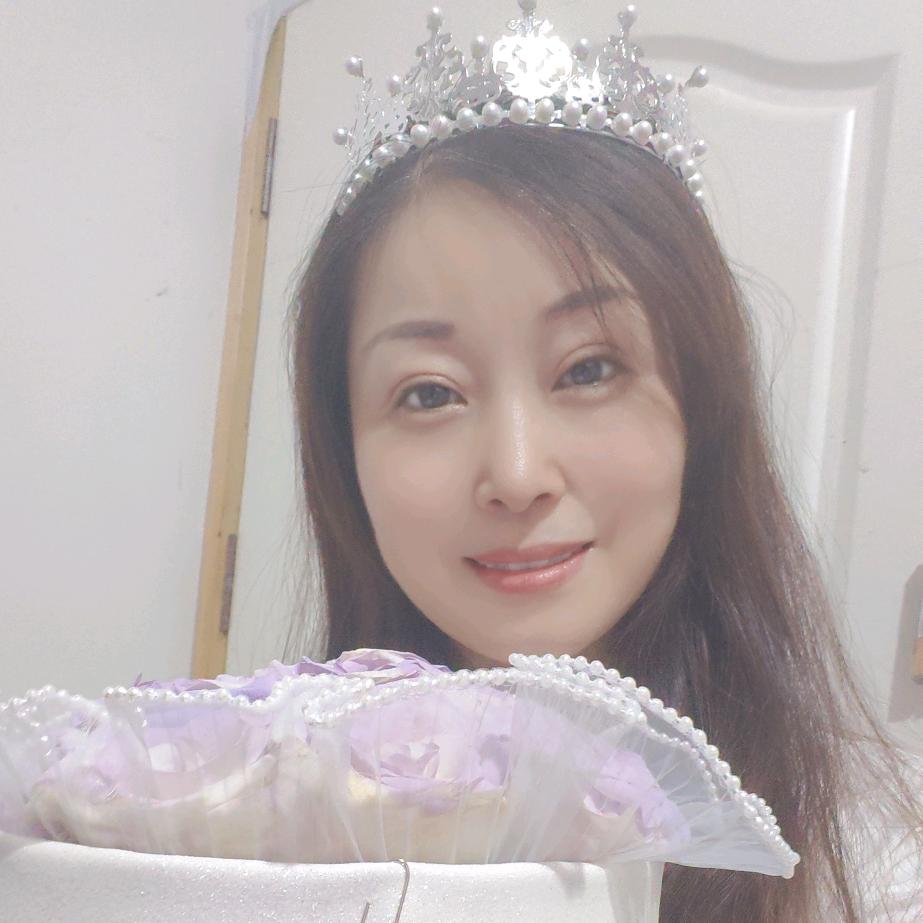 甜蜜的笑