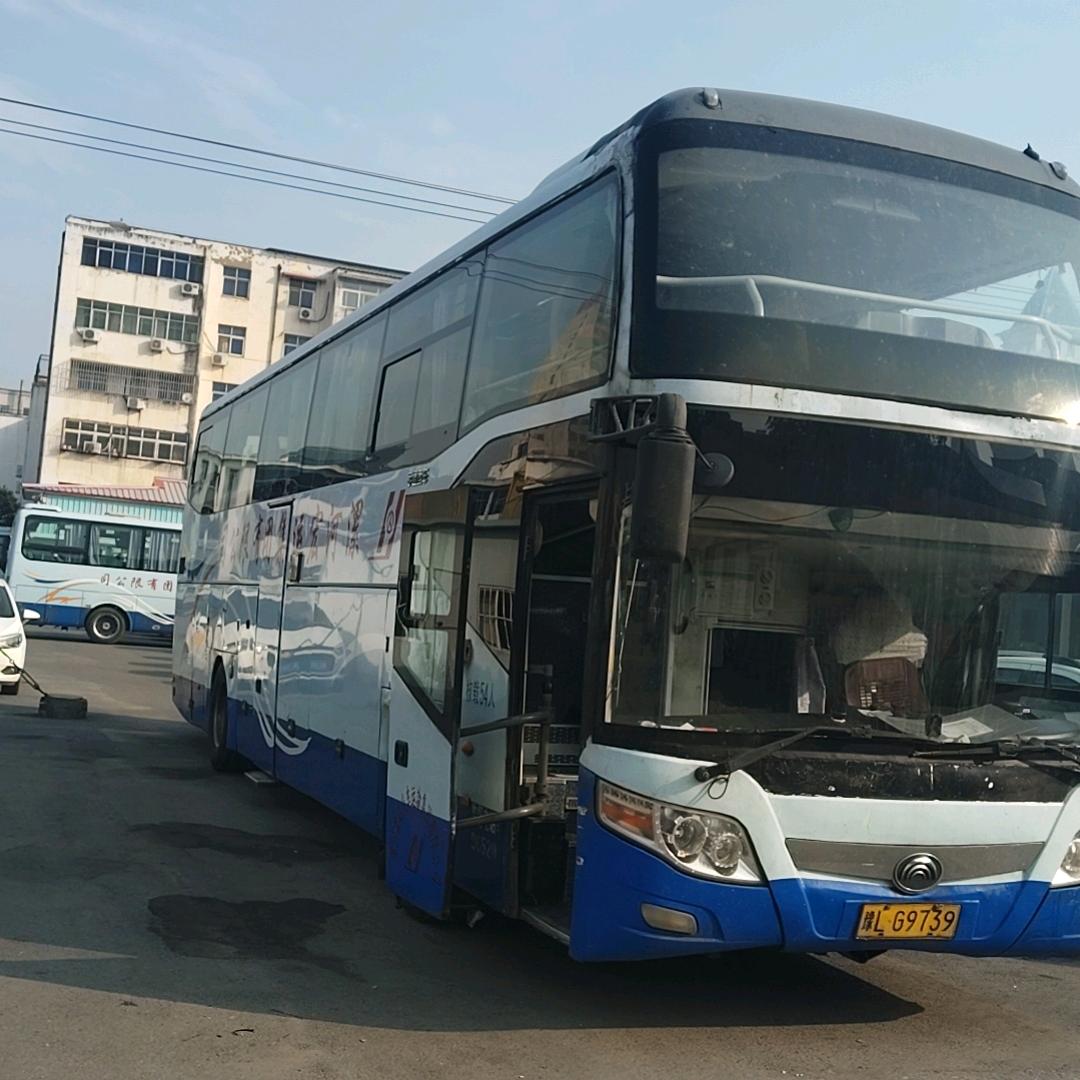 旅游包车54座