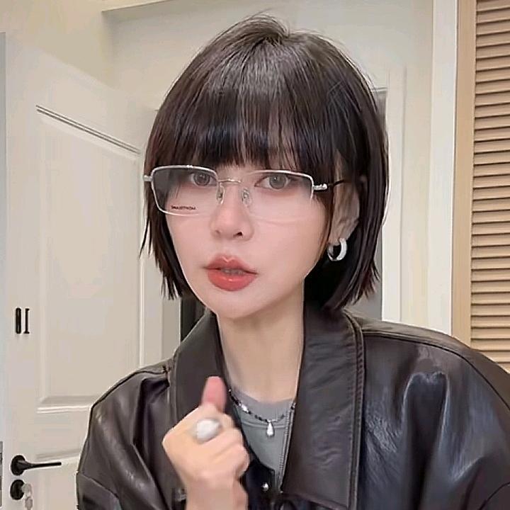 梨九九爆款穿搭