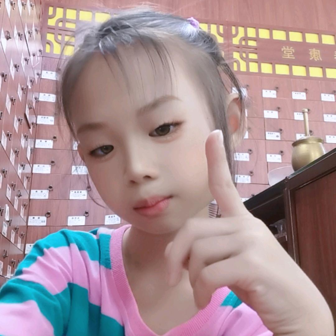糯米团子吖