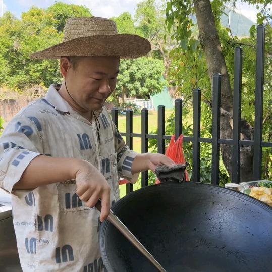 科烘柴火炉郭顺