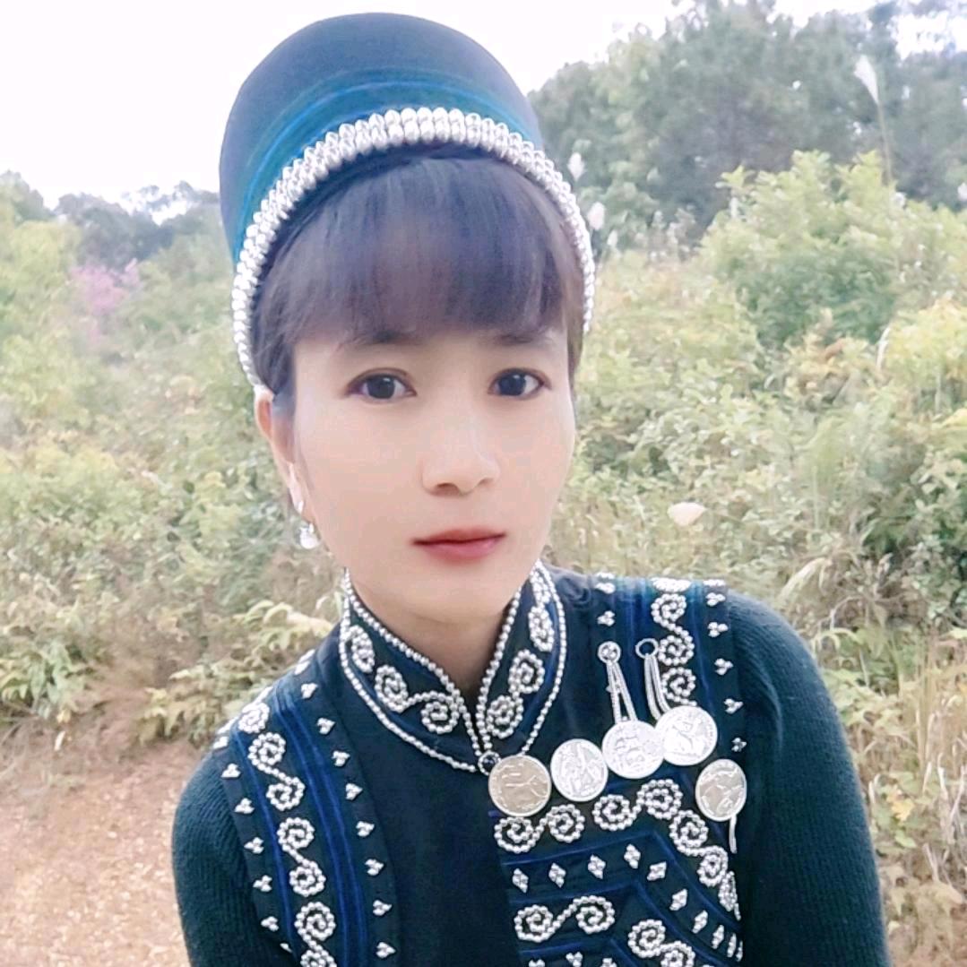 幸福快乐！🍀🍀🍀