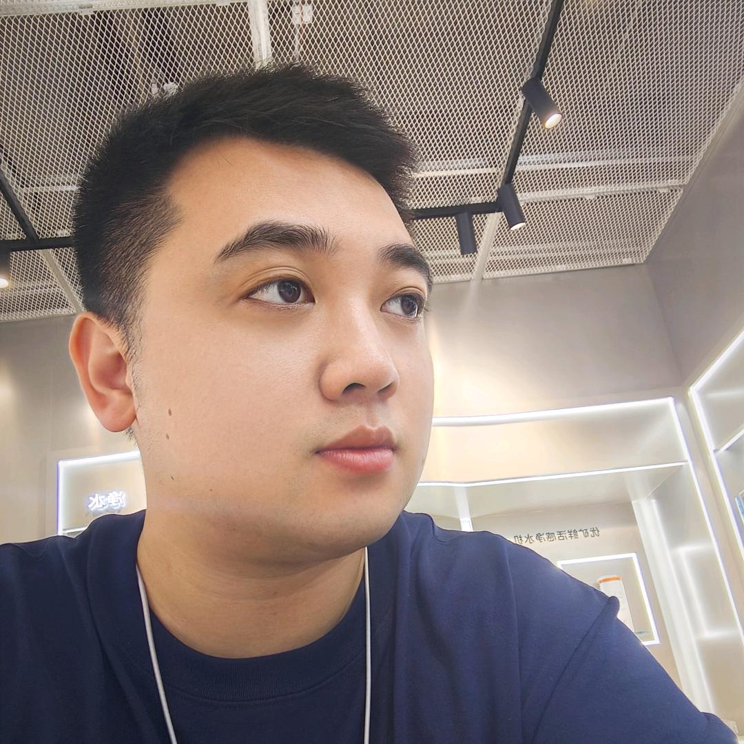 武汉美的店长小红帽