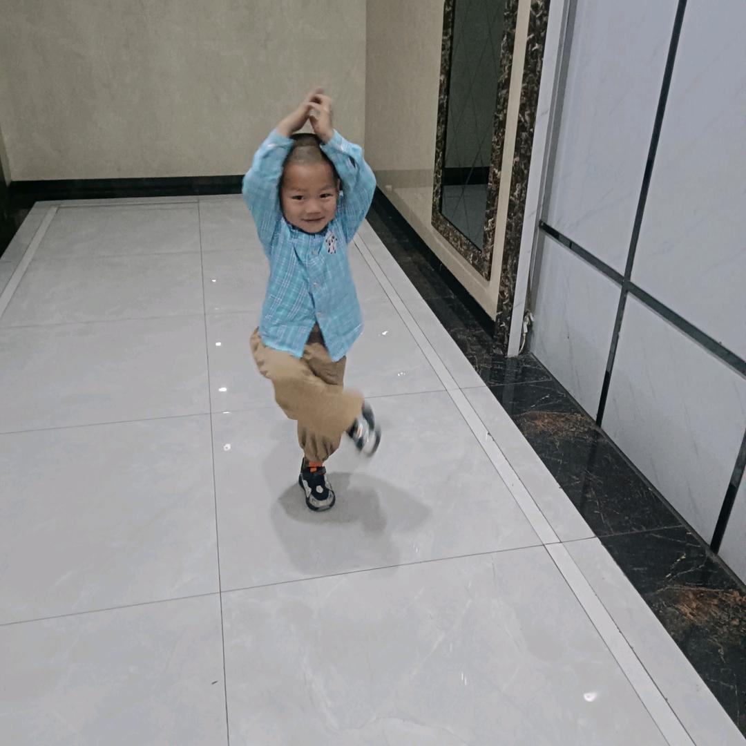 罗姐坝坝舞