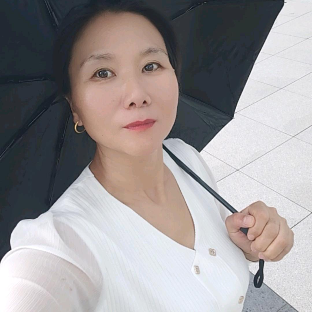 梅姐 在苏州 做家政保洁。