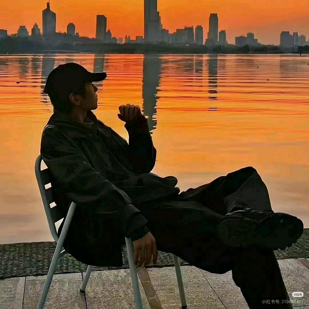 不会踢外脚背的33.