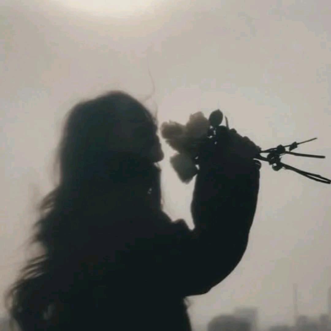 江忆'