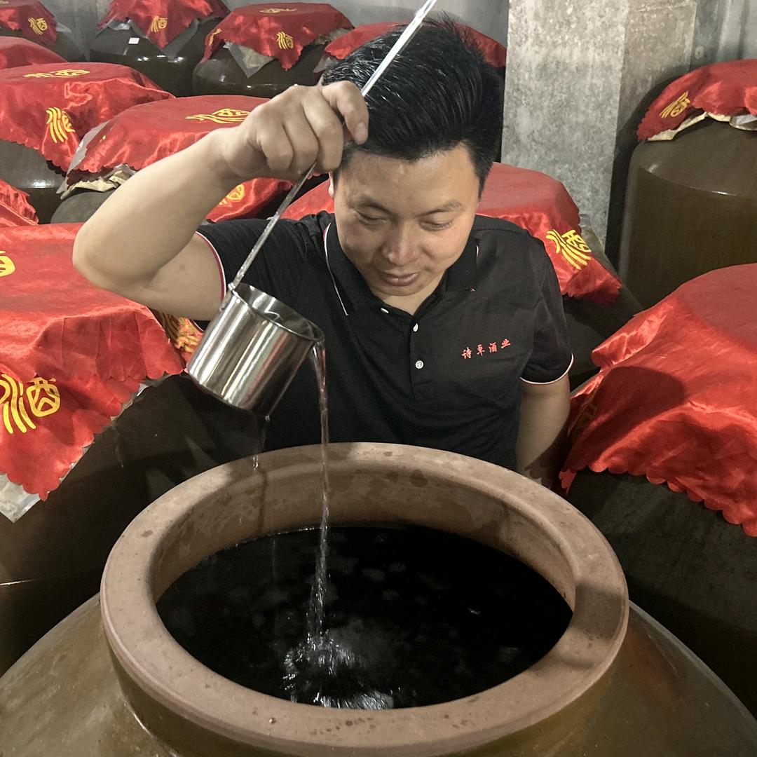 诗卓酒业