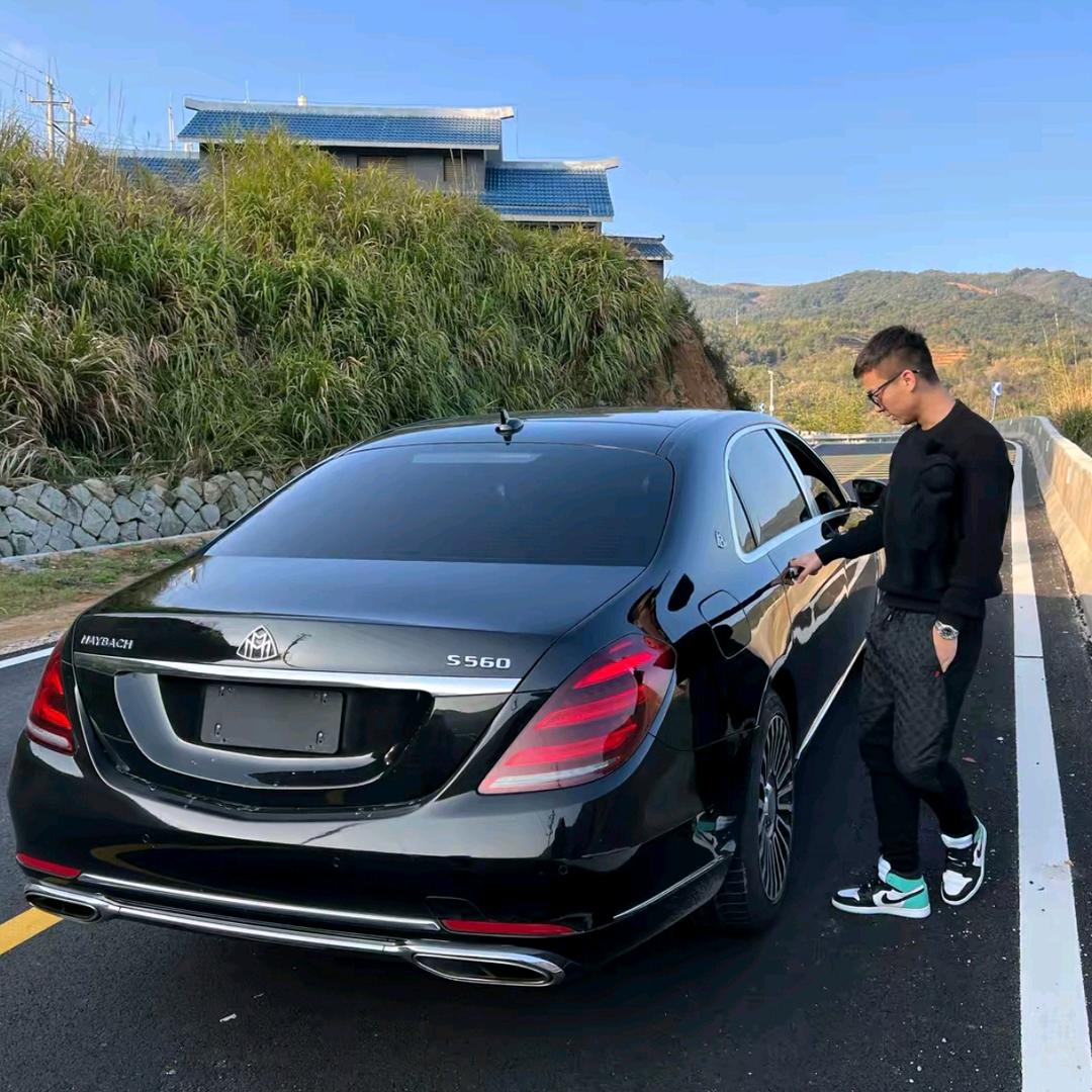 努力做最顶尖的咸鱼