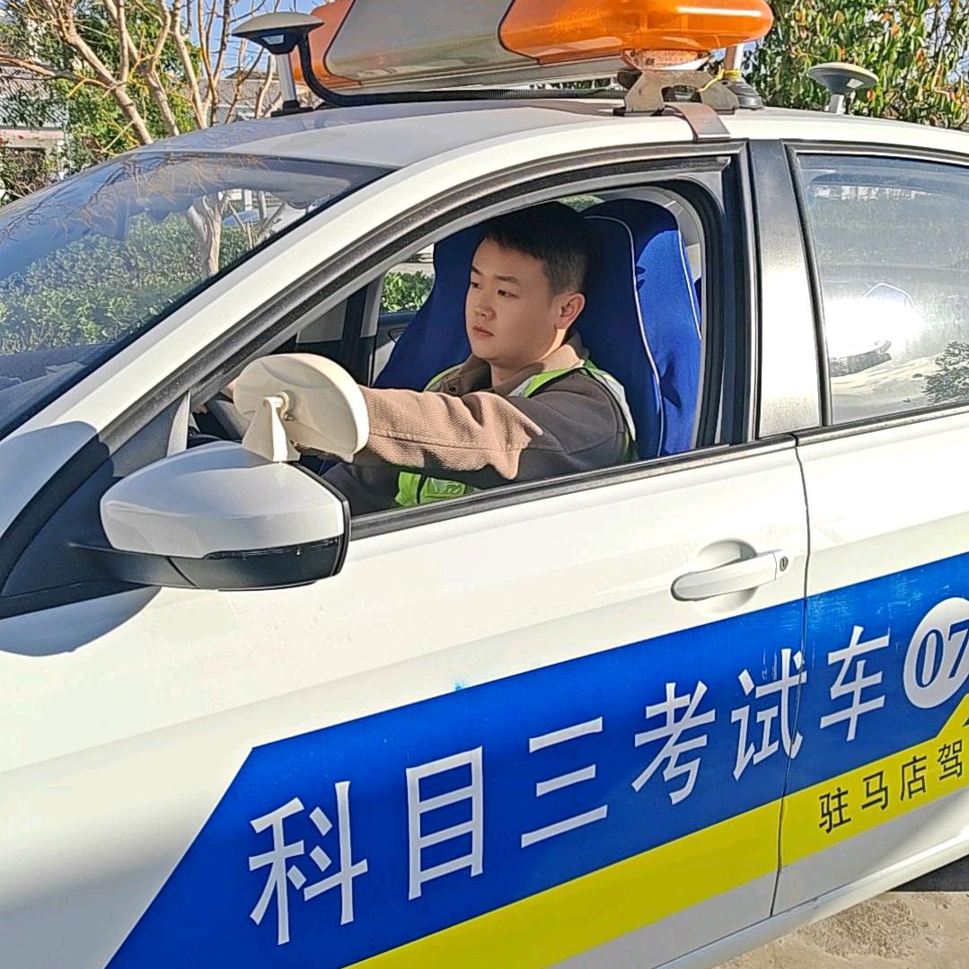 瑞通科三｀李教练、