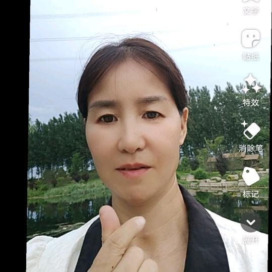 玲玲《周一到周六中午12.40》
