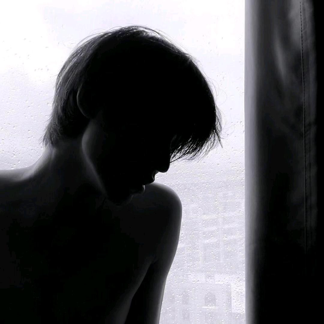 抚月