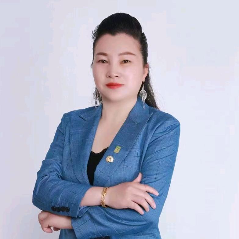卢姐在上海做徒手面雕