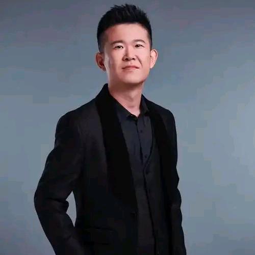 房岩小哥好物橱窗