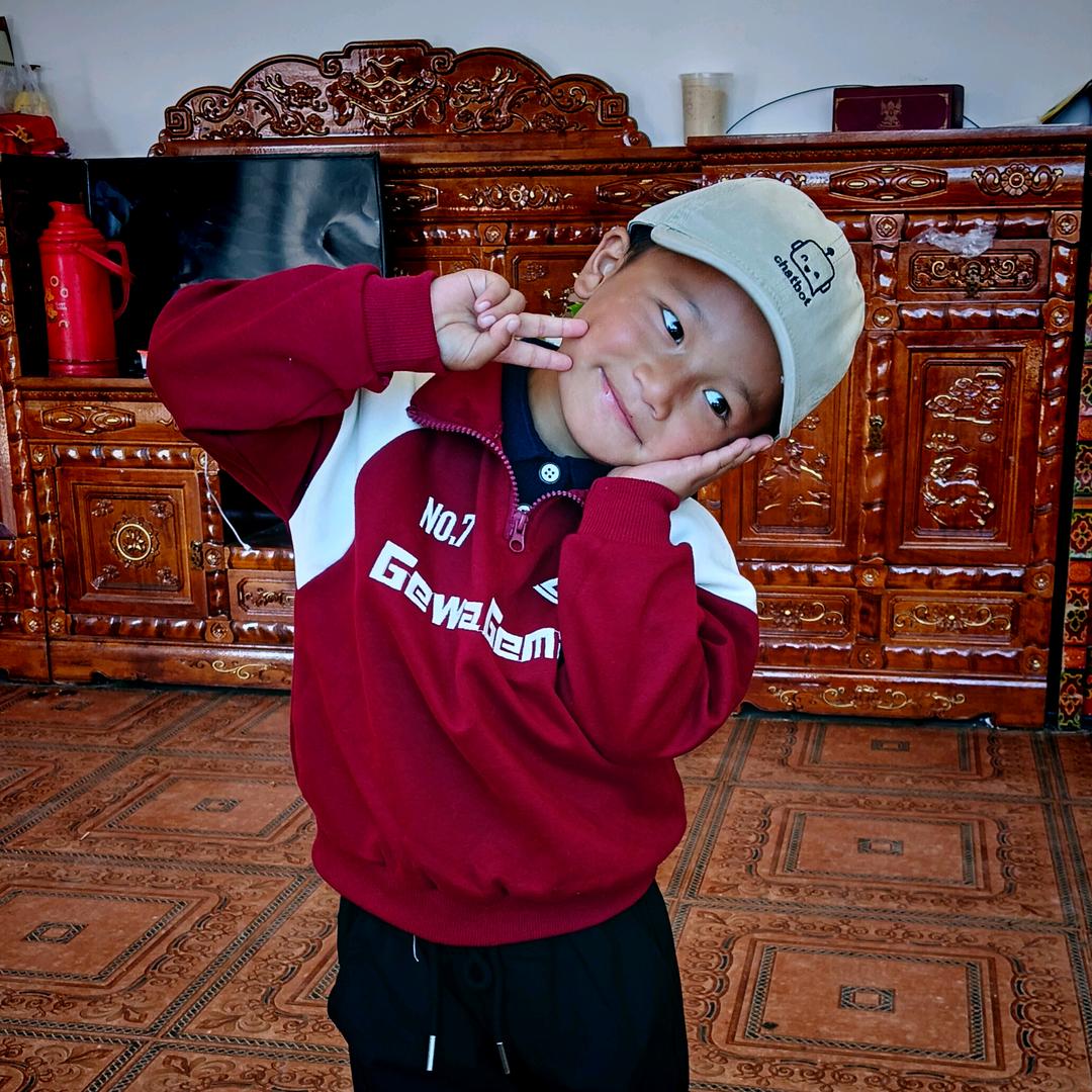 藏区的牧女🍂/卜氵/