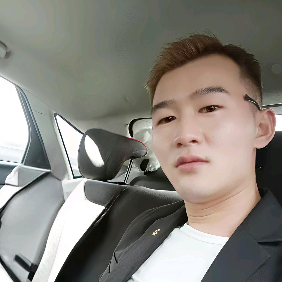 硕格建设~杨涛