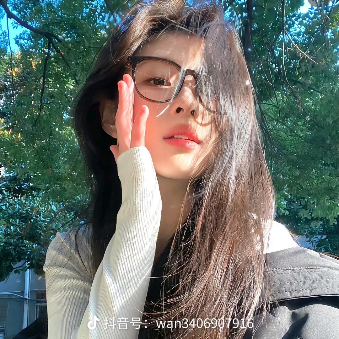 𝓼𝓾𝓷𝓼𝓮𝓽