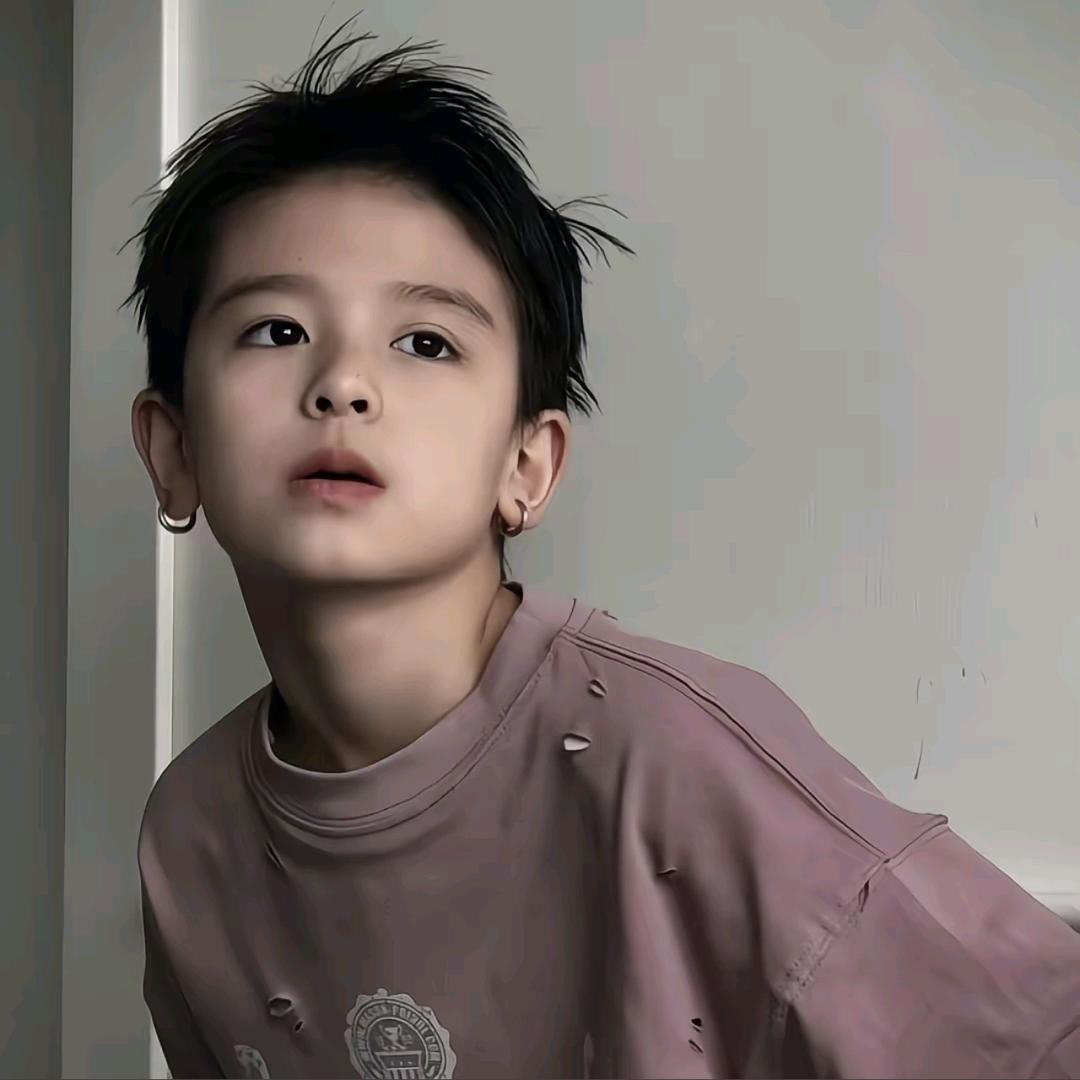 小王.
