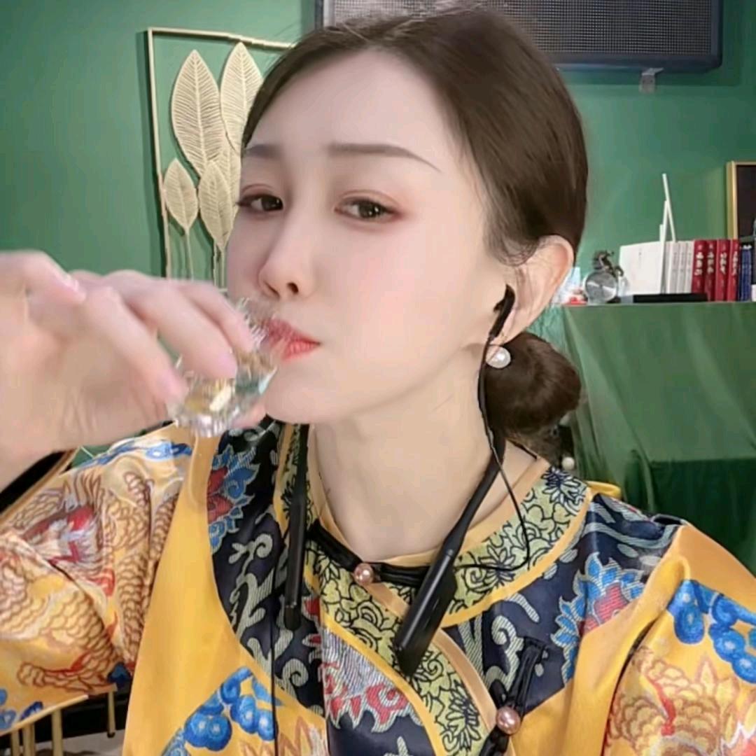 皇后娘娘重生了