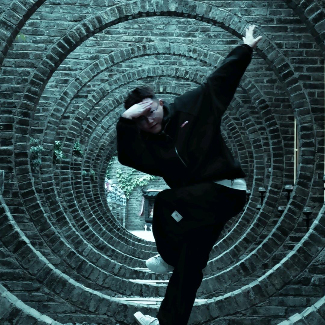 虾子镇潮辣星街舞