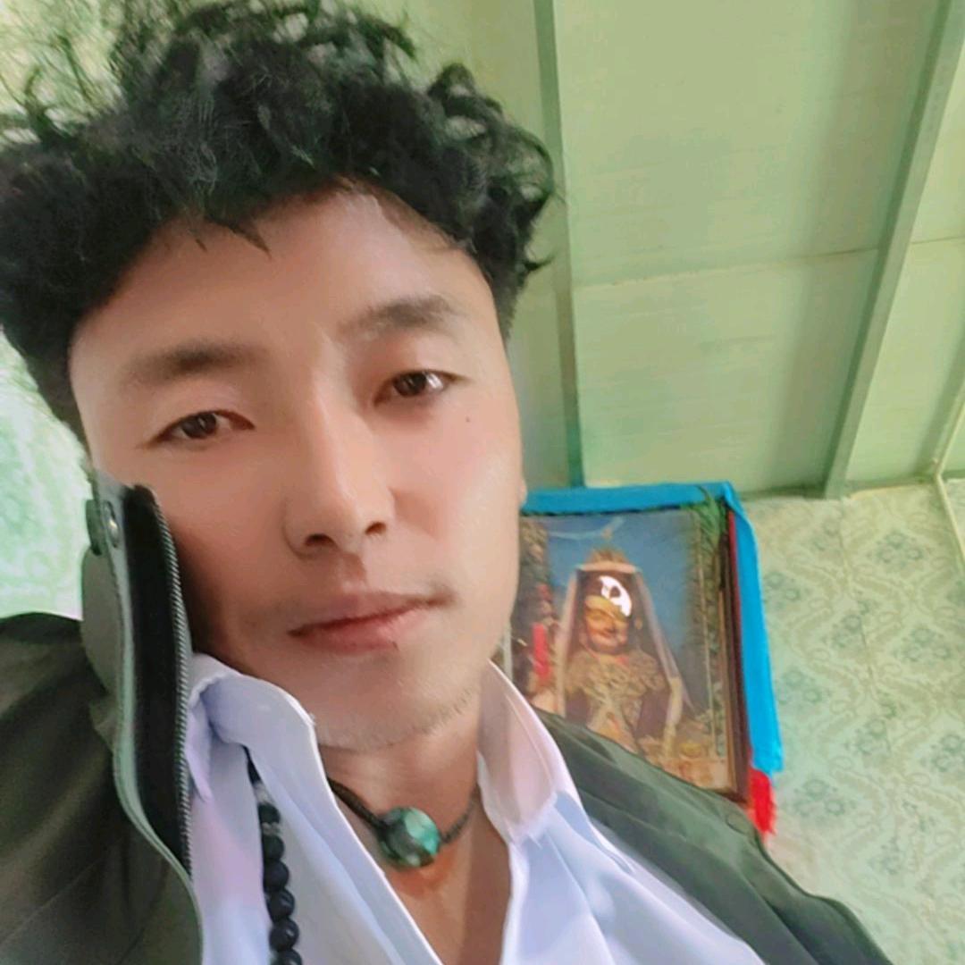 阿若布巴