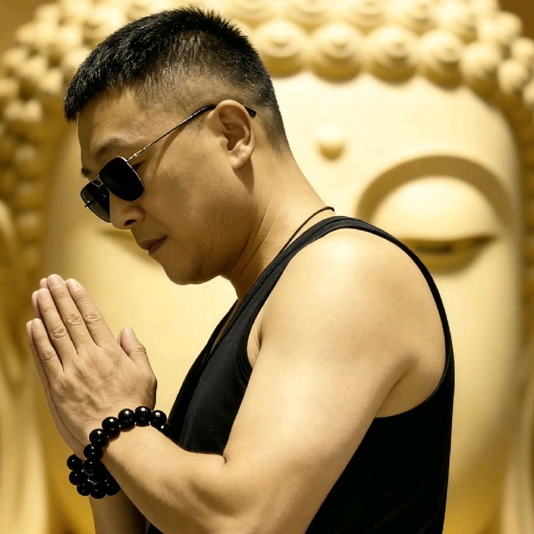 吴名小卒