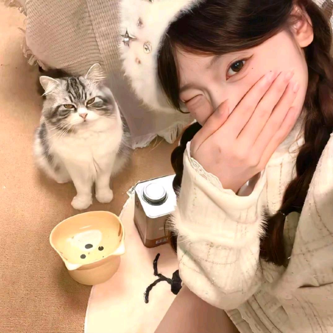 小羊爱吃鱼