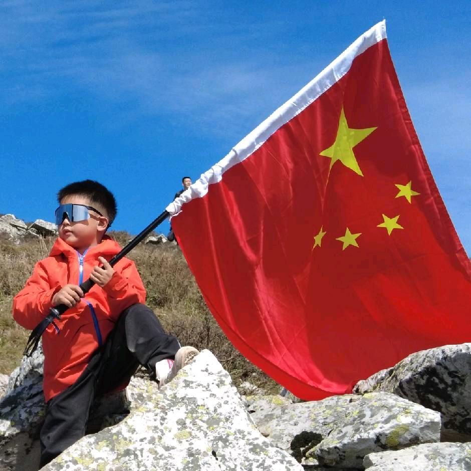 青哥带你去爬山🏔