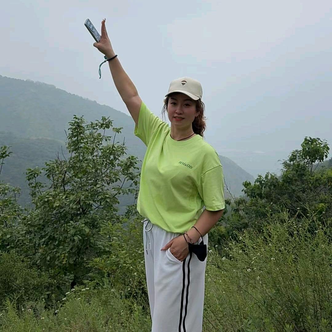 库尔勒红群嘉宝莉男装店