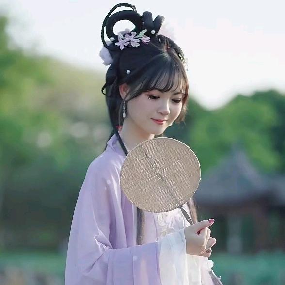 ☆╮浅夏༒诗韵➹鑀きん╭♥ ๑•ิ.