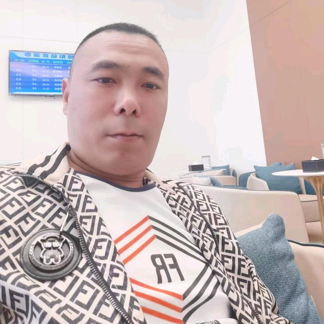 晨风飞扬
