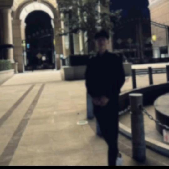 𝓑𝓵𝓪𝓷𝓴 .