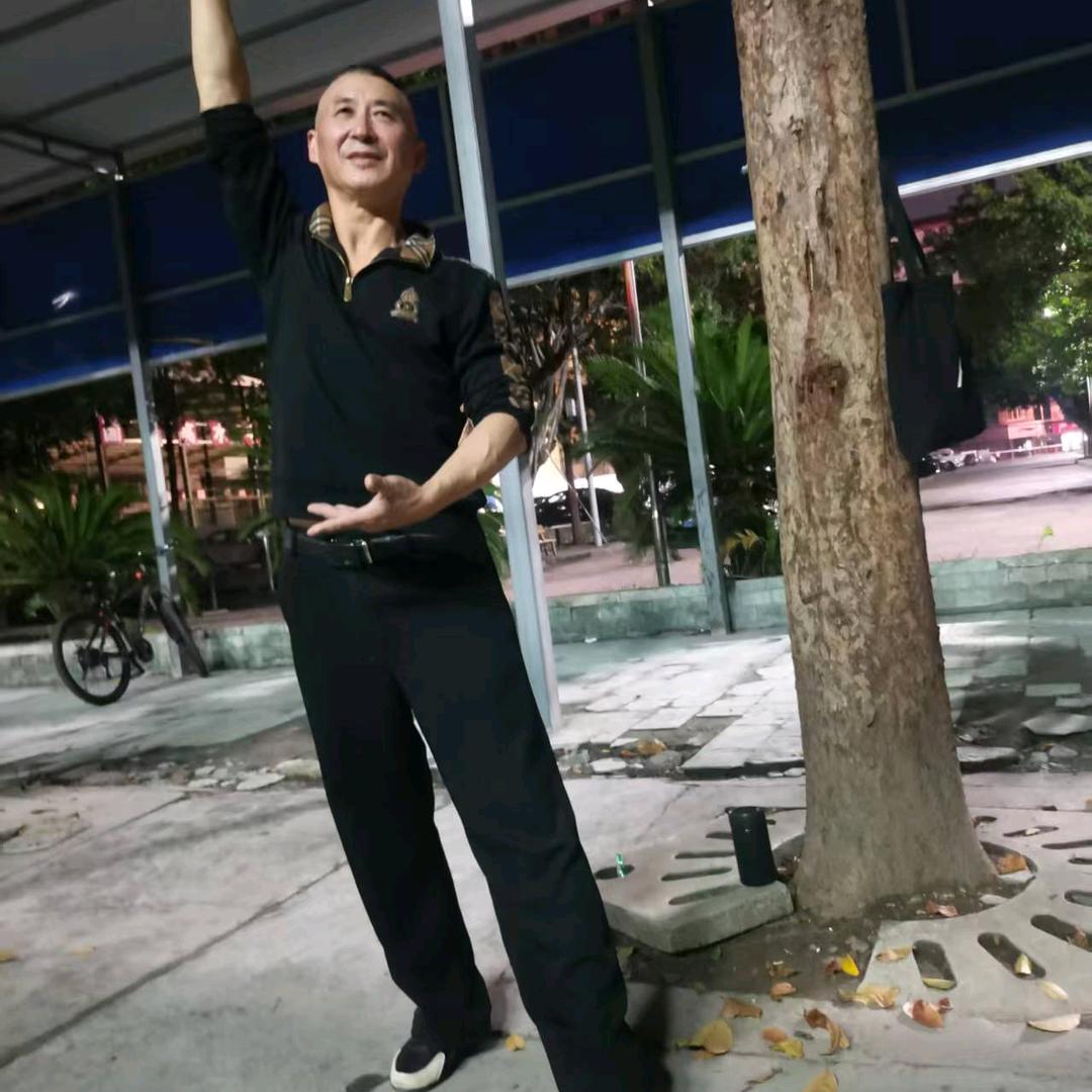 得不到的拥抱