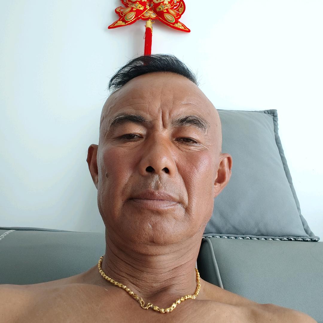 张哥是个单身