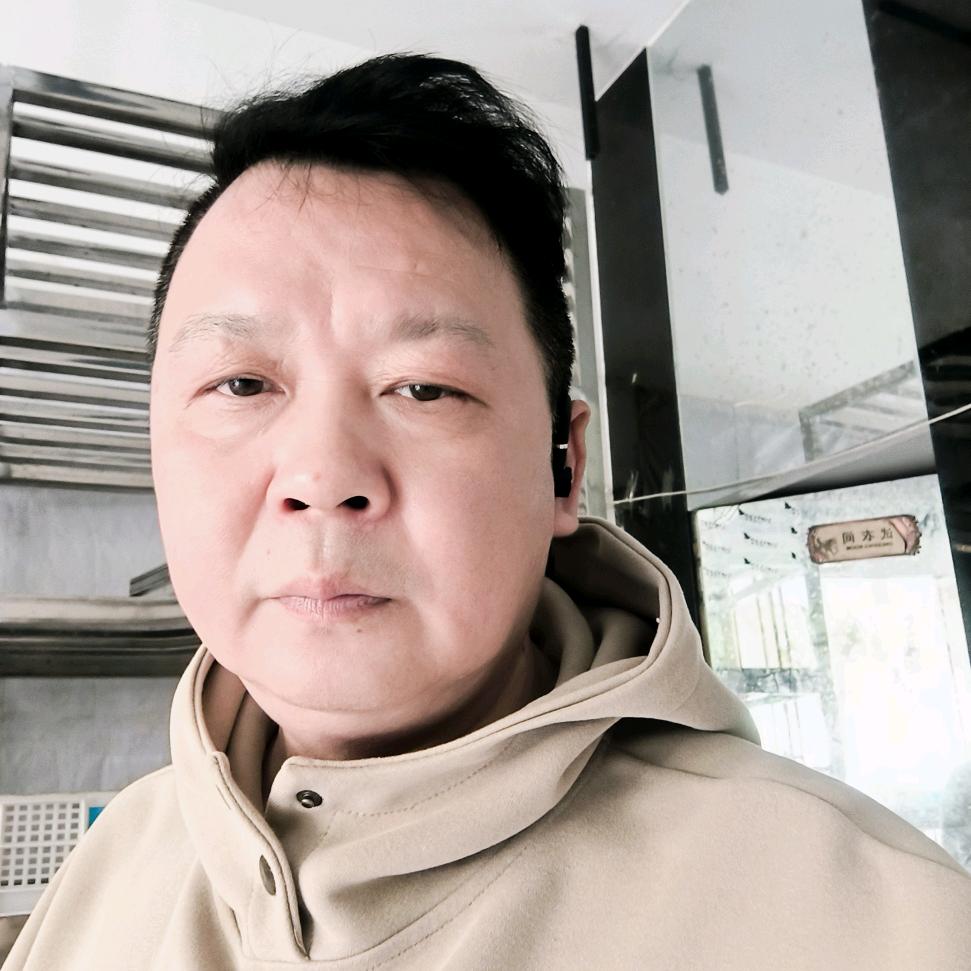 洪湖鱼香居刘红兵美食小铺iJm