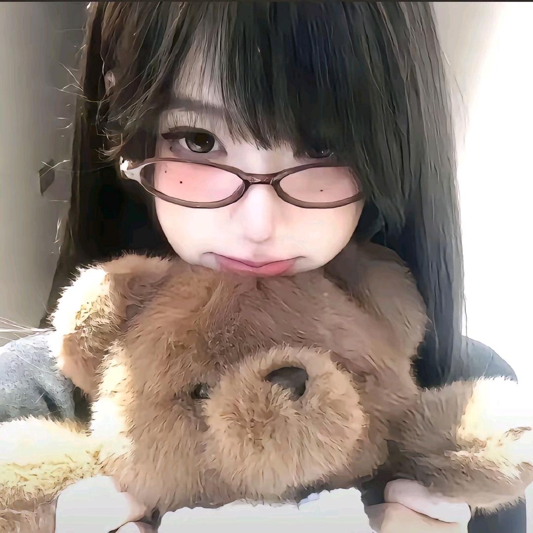 我妈妈说名字太长会有傻子跟着念