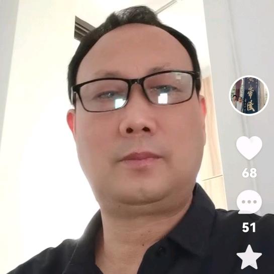 世界凤云