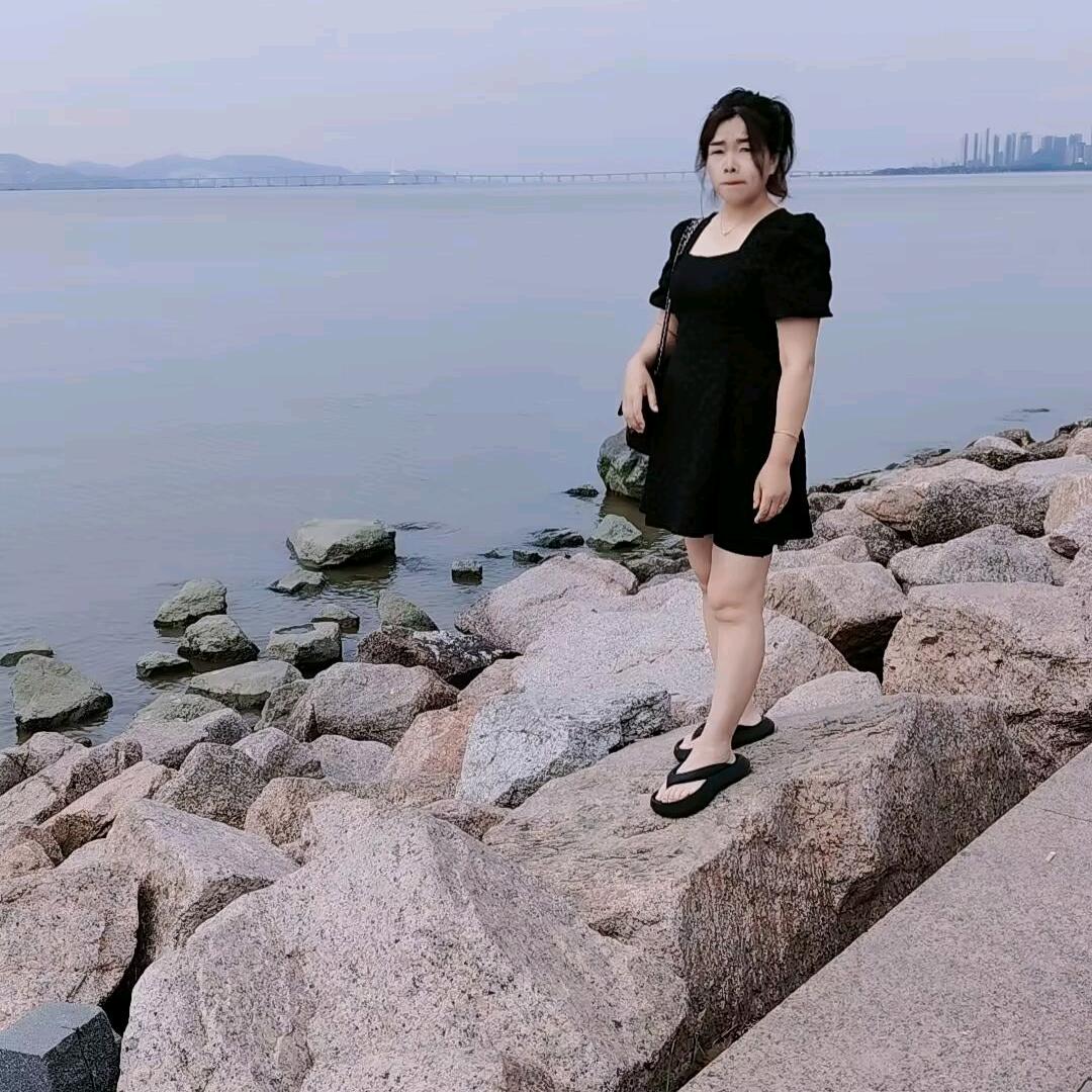 姐的焦点不是你🌹