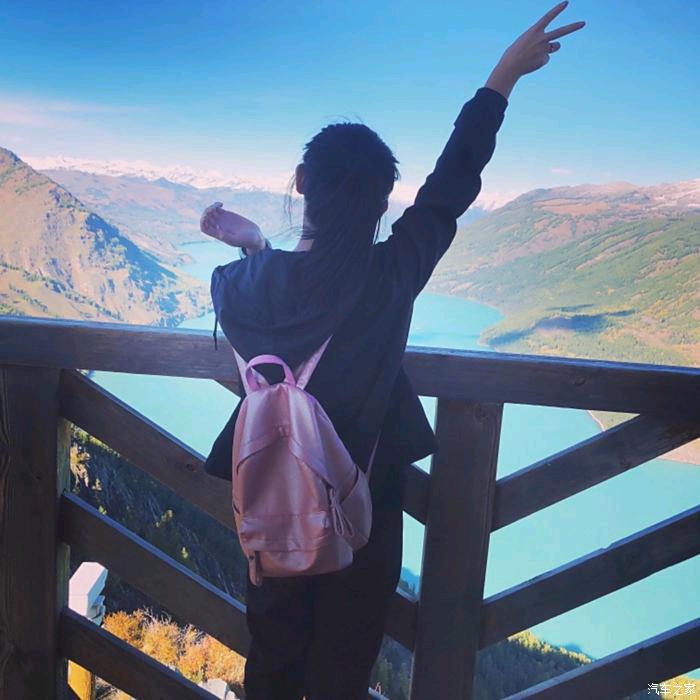美娜爱旅游