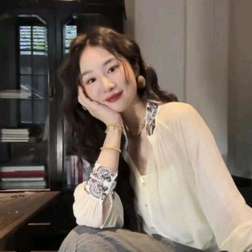 三吉黑花-精选服饰