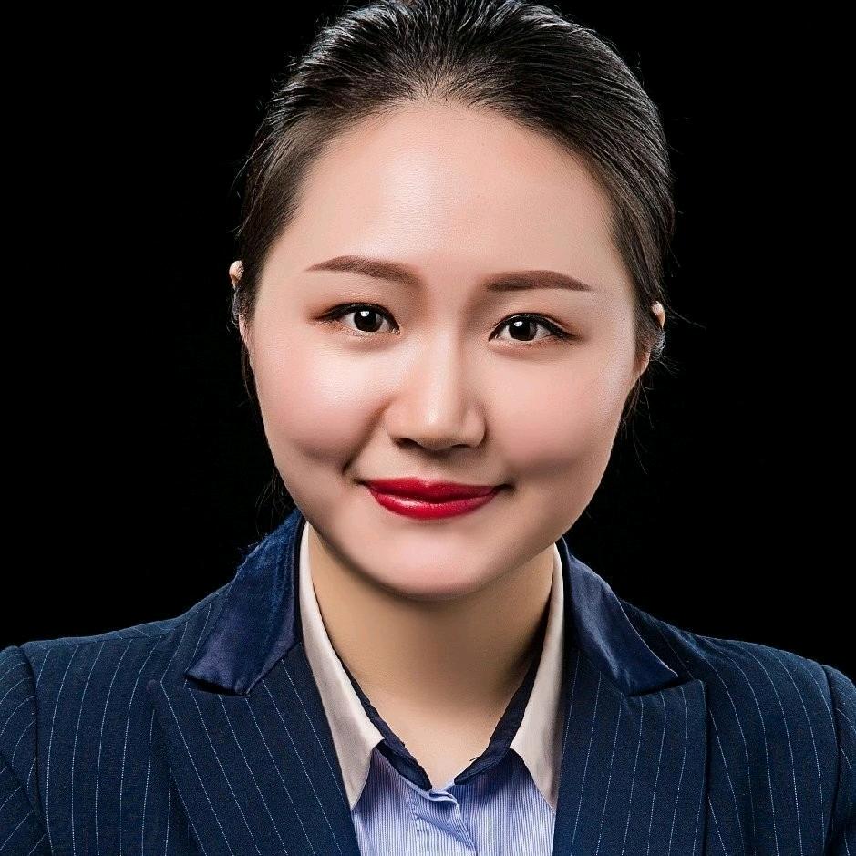 小陈双下巴