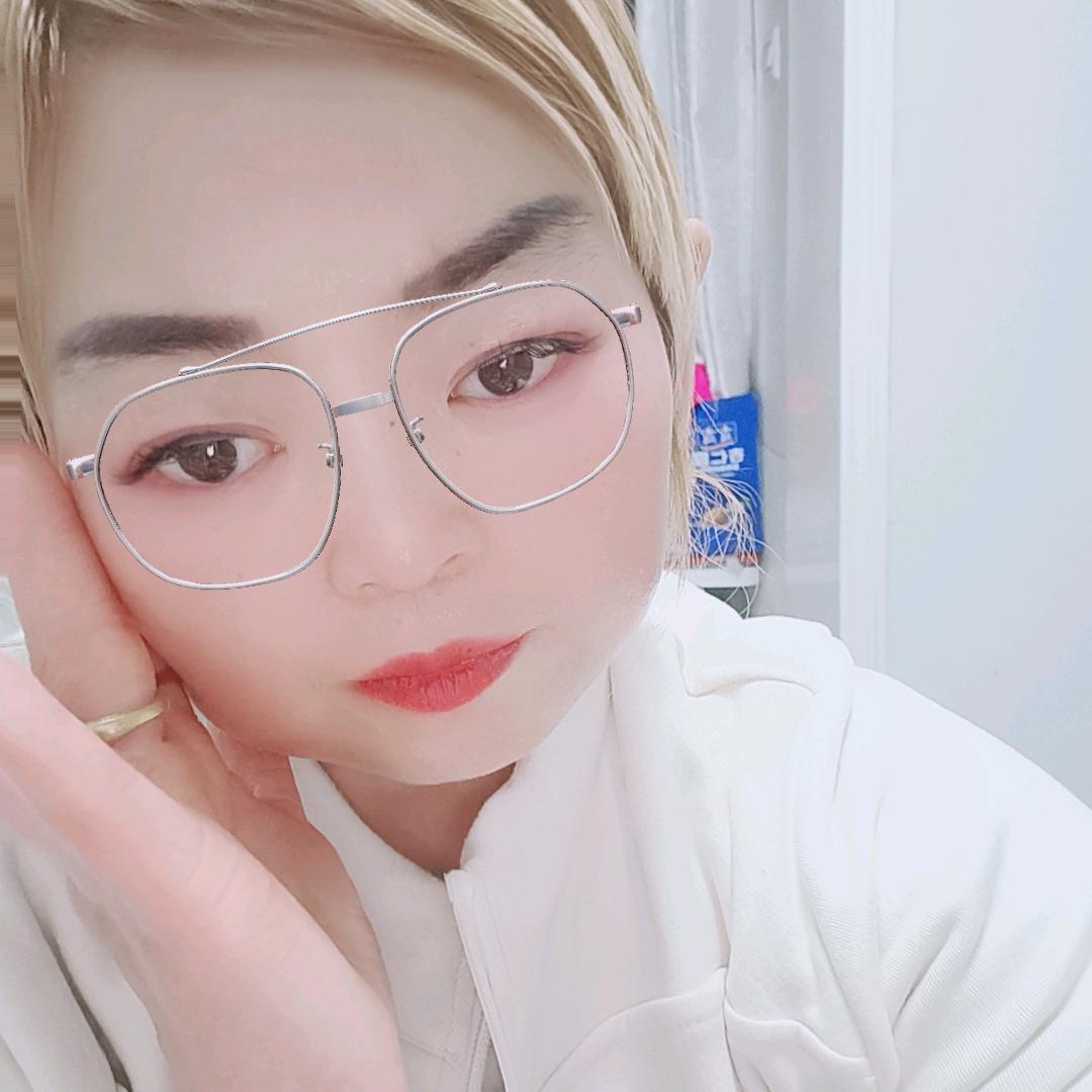 爱唱歌的丑女人38348627