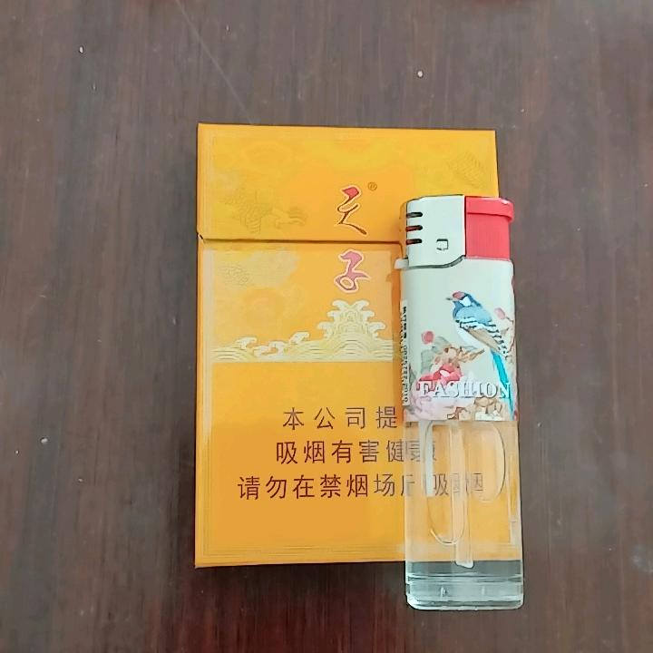 香烟恋火柴