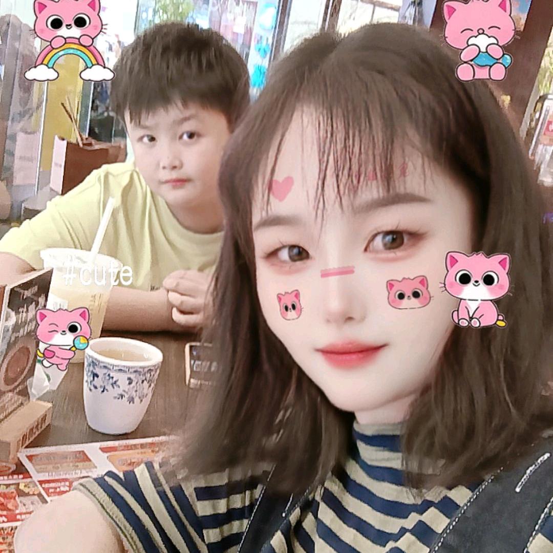 加油👉小王👌